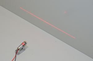 5mW 2,7-5VDC CHT1230 90° punainen viivalaserdiodi *uusi*